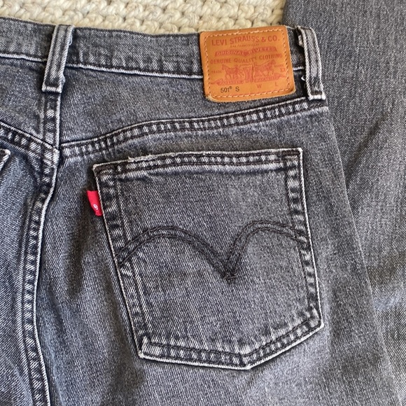 501 Levi’s Button-Fly Black Denim W28L28 - Picture 8 of 9